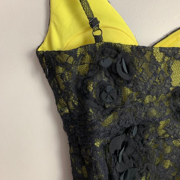 BCBGMaxAzria Jennifer One Shoulder Black Yellow Lace Floral Sheath Dress 0 XS - Picture 7 of 12